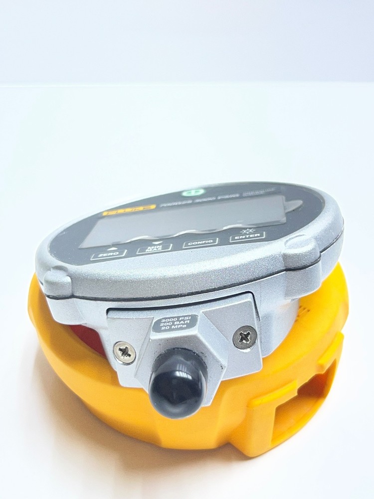 Fluke 700G29 3000 PSIG Pressure Calibrator