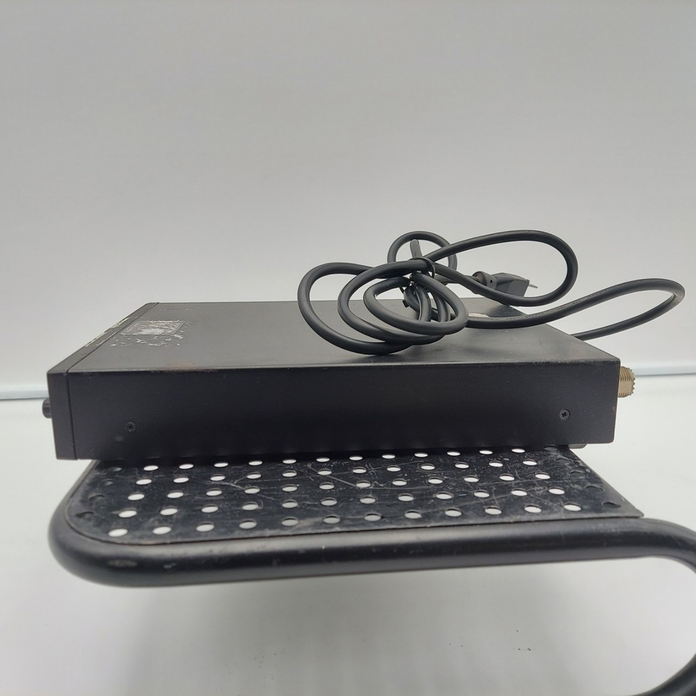 VEGA R-32 RCVR Professional Wireless Microphone Diversity Receiver