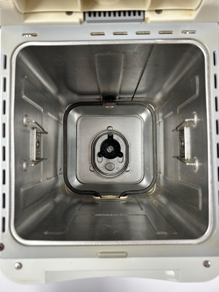 Zojurushi BBCC-S15 Bread Maker Manual and Recipes