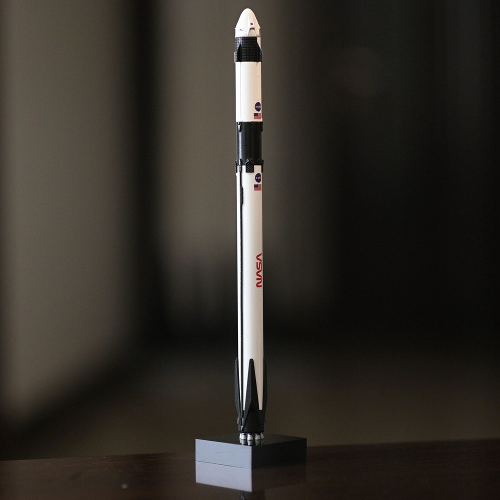 1:233 Scale SpaceX Falcon 9 - Crew Dragon Rocket Model Static Model Statue Gift