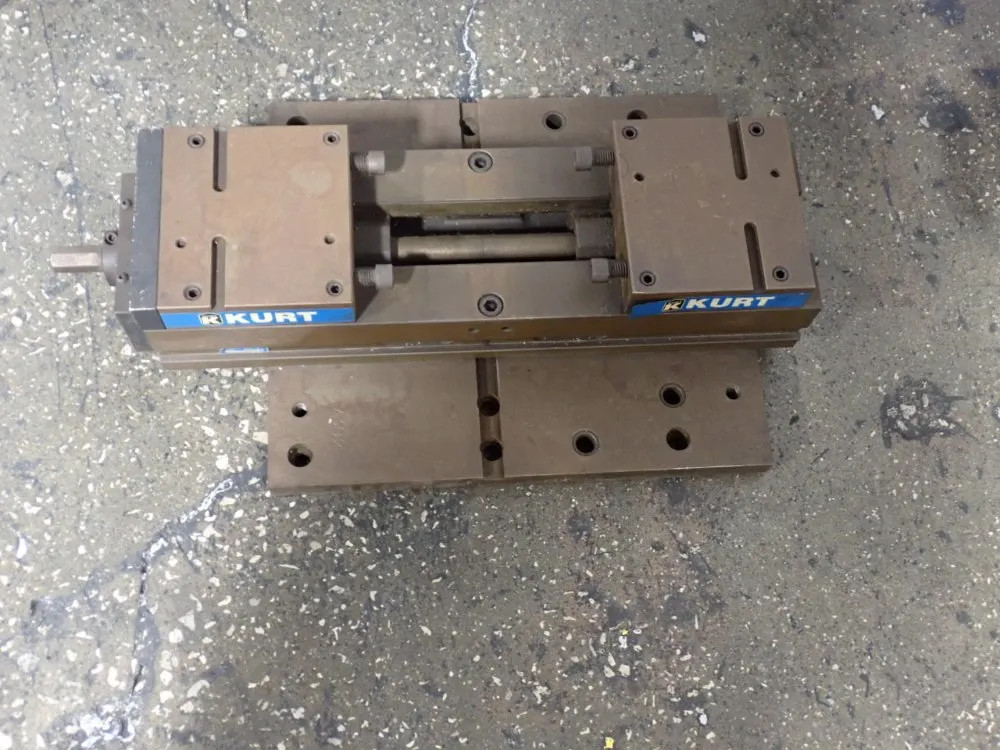 KURT SCD600 PRECISION MACHINE VISE 04260560115