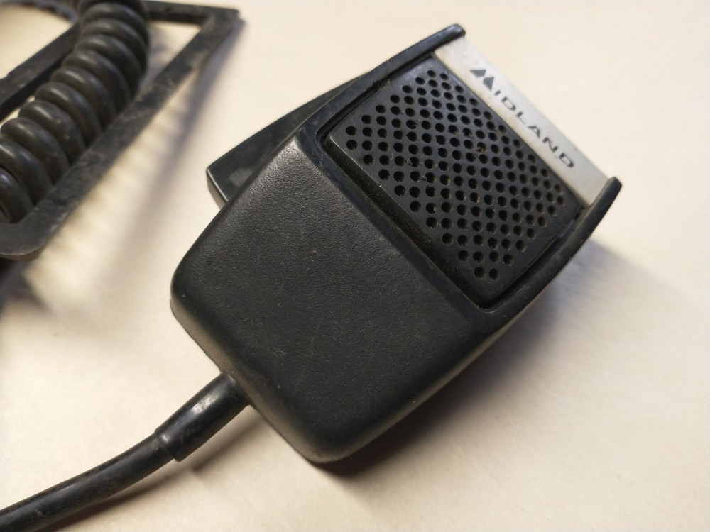 Midland model 77-104 CB Radio UNTESTED