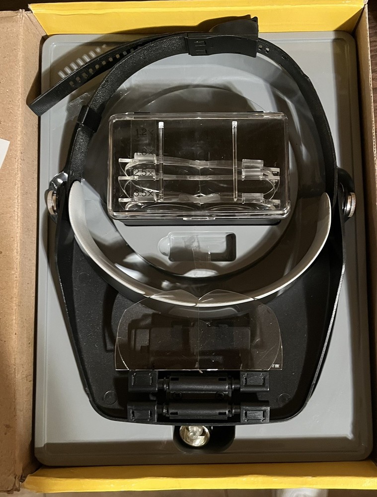 Head Mount Magnifying Glass with Light, Black Headband - LIGHT NOT WORKING