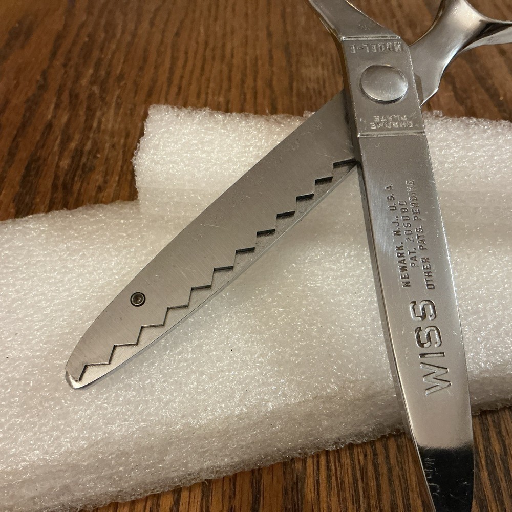 Wiss Pink-Rite,Model E Pinking Shears,gently used stored condition