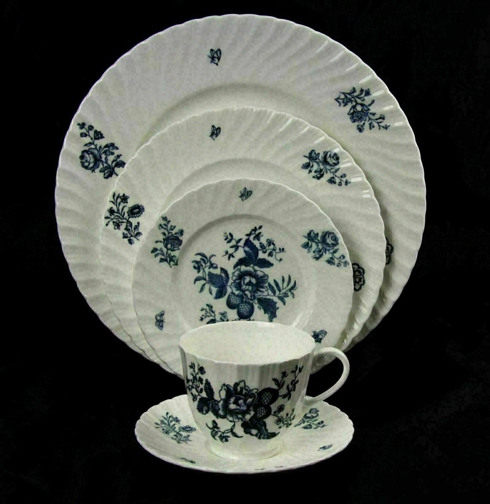 Royal Worcester Blue Sprays 5 Piece Place Setting Multiple Available Excellent