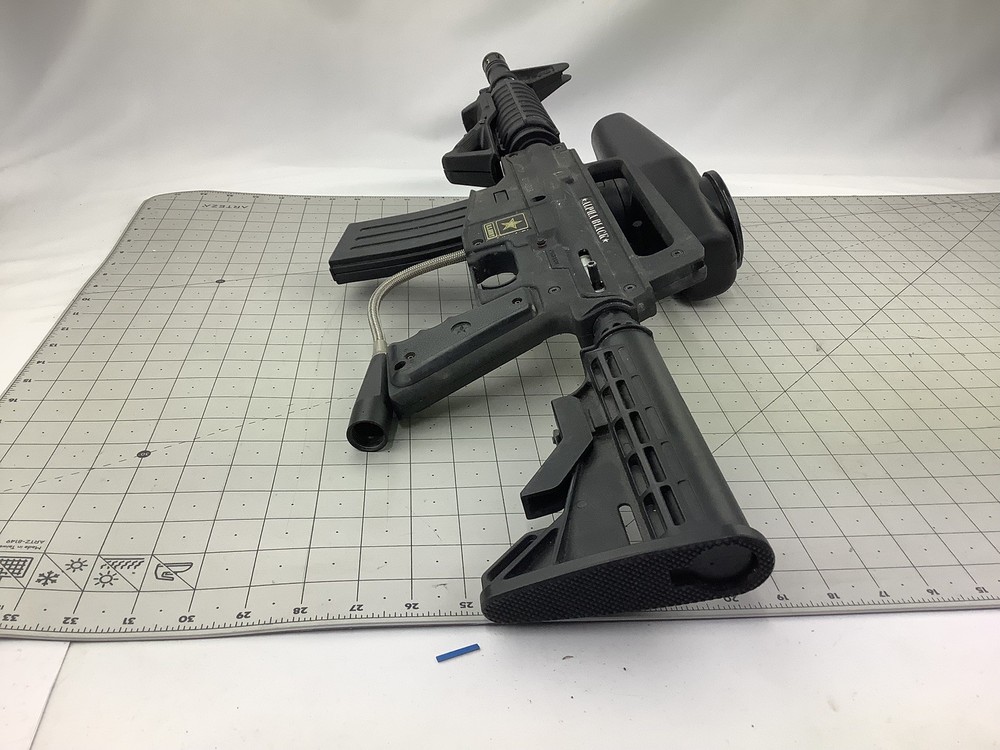 Tippmann Alpha black paintball marker with e trigger and cyclone feed untested