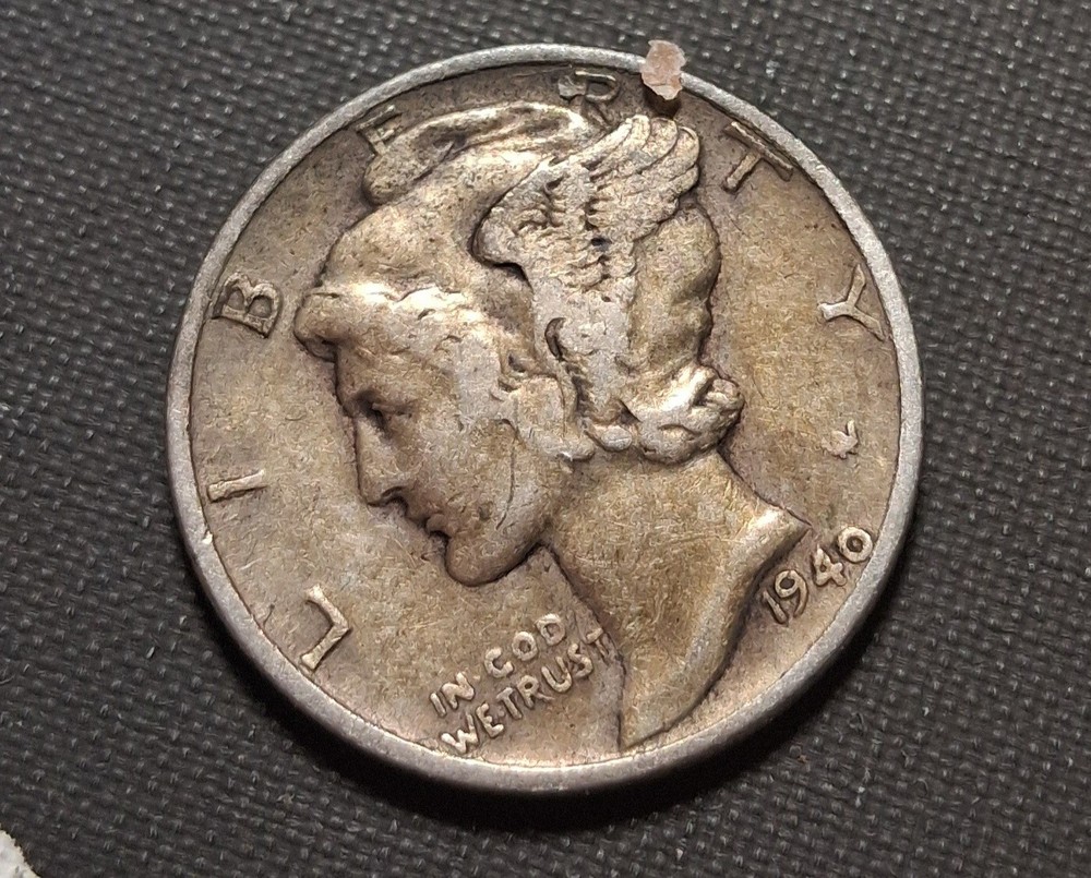 Mercury Dime 1940 w Silver