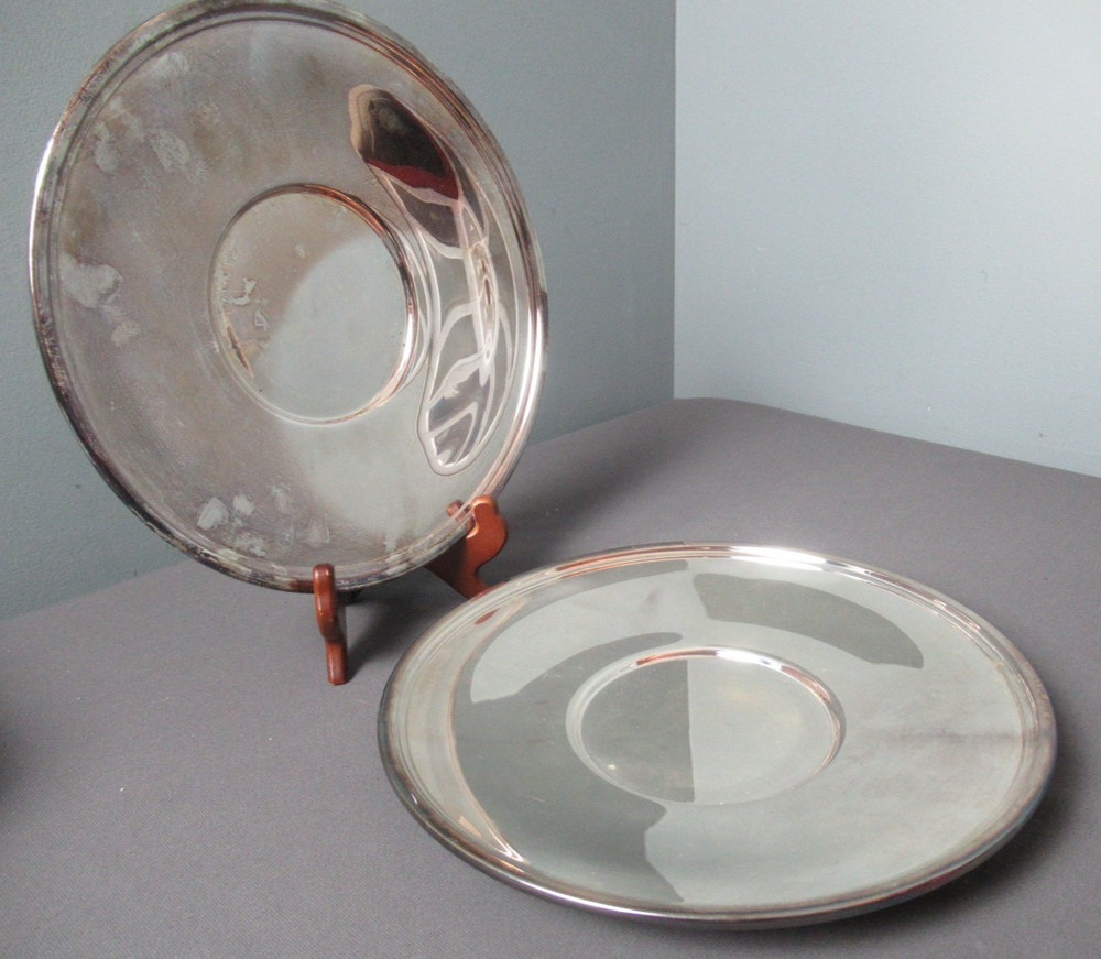 2 Reed & Barton Silver Plated Round Plates w/Insert - #1207 - aa6 sb