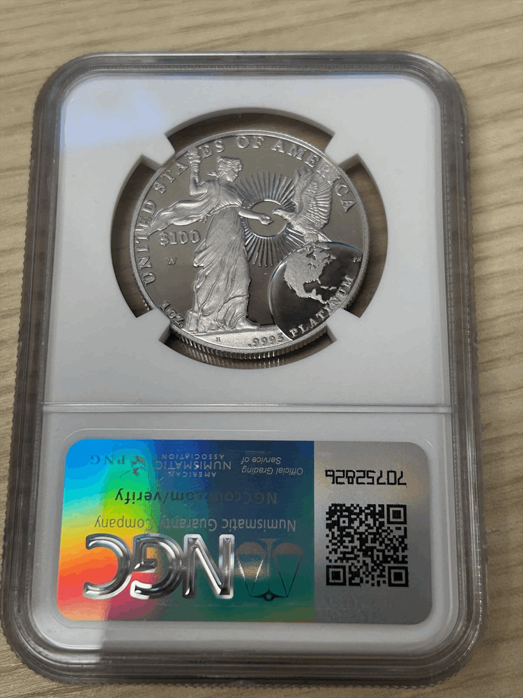 2015 $100 Proof Platinum Eagle NGC PF 70