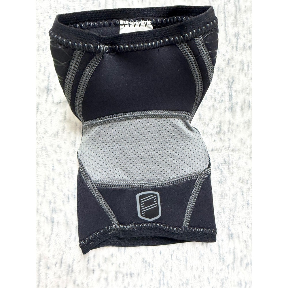 P-TEX PRO Elbow Sleeve Medium Black Kinetic Panel Thermal Compression P-TEXE200