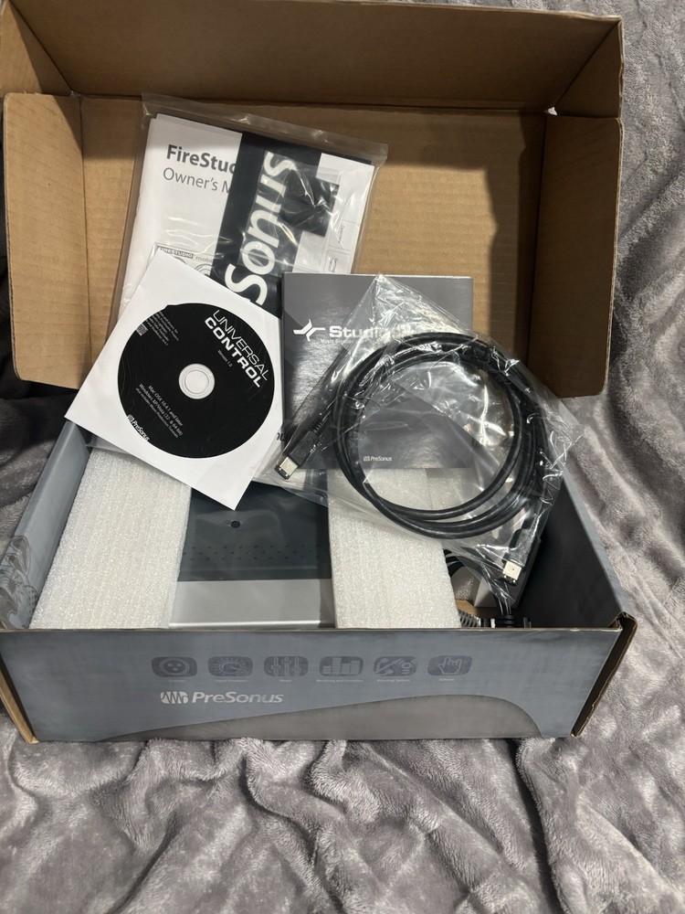 PreSonus FireStudio Mobile 10x6 FireWire Recording Interface System