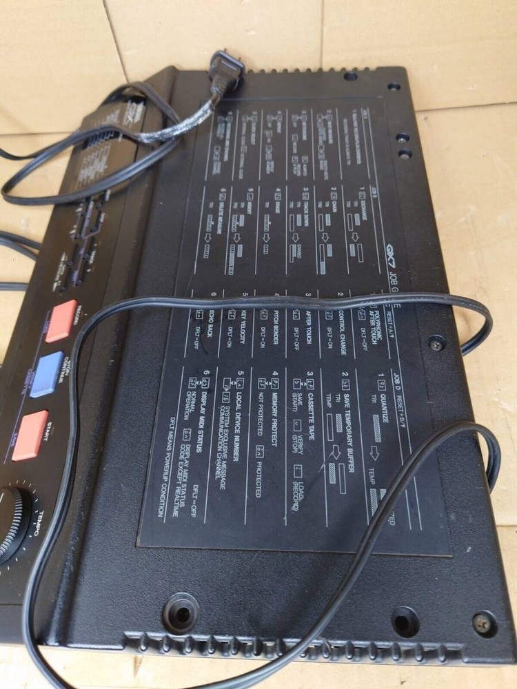Yamaha qx7 hardware sequencer energized OK