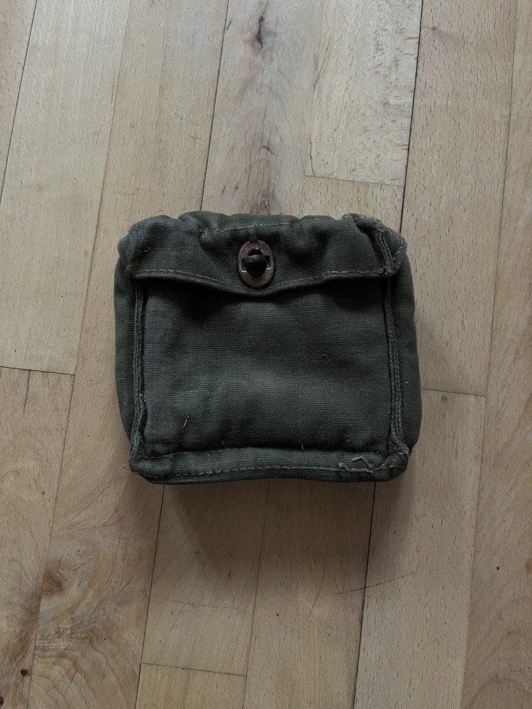 (A2) British Army 58 Pattern Canvas Binocular Carry Case Pouch Green webbing