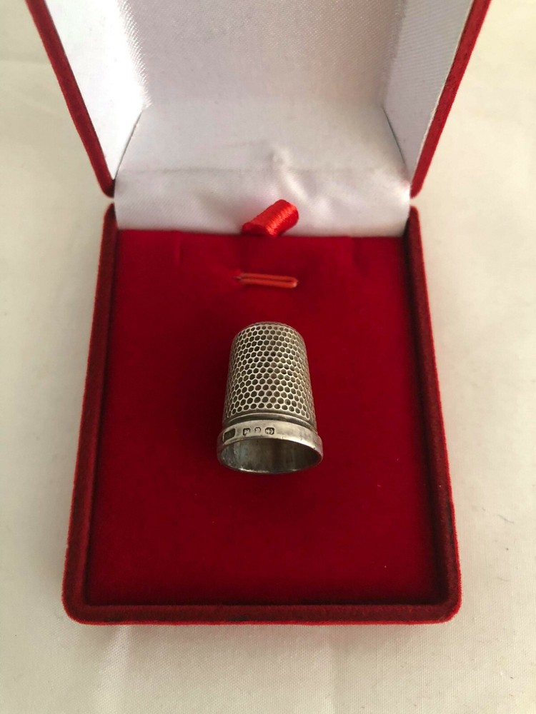 Vintage Nice Old Silver Hallmarked Thimble!