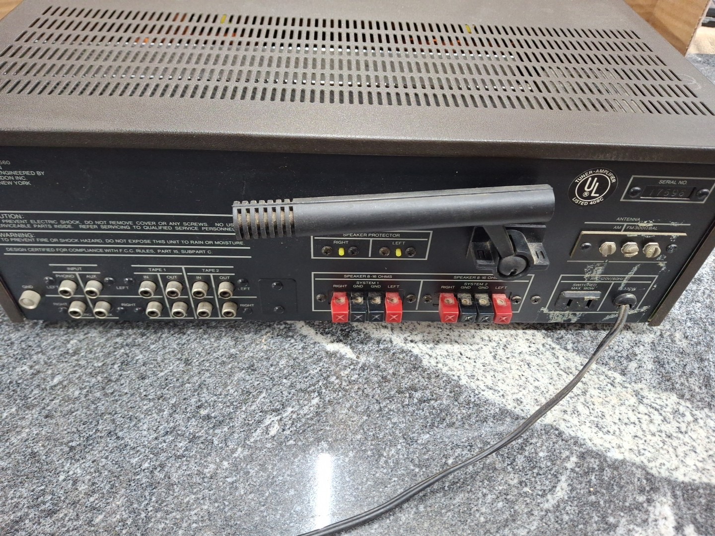 Harmon Kardon HK-560 (parts or repair) A