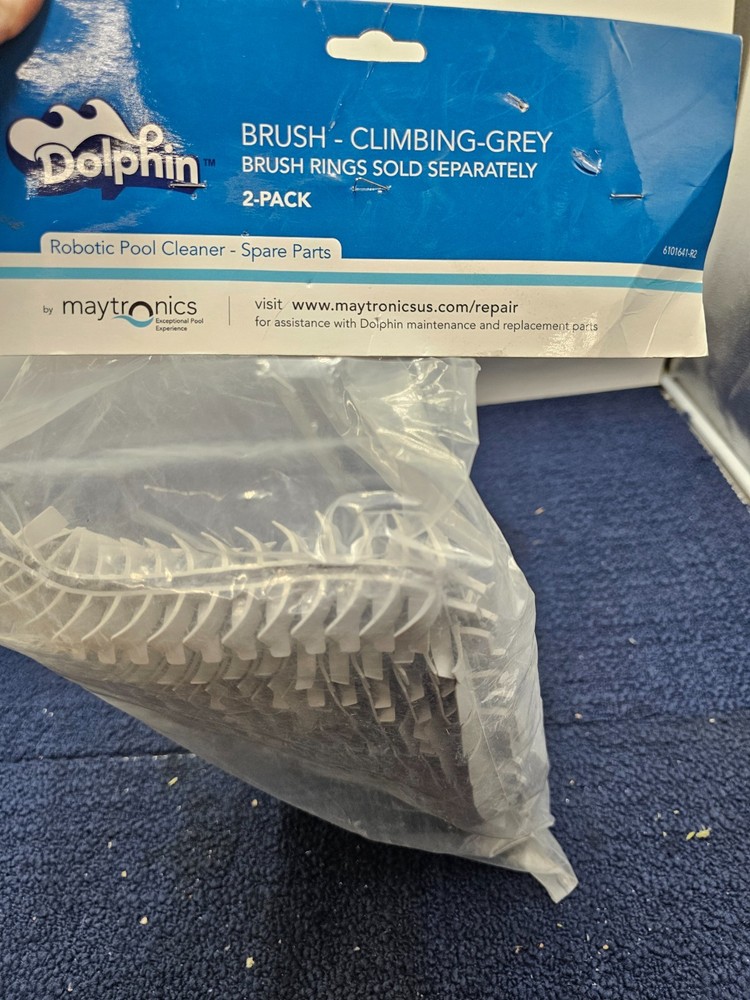 (QTY 2) Dolphin 6101641-R2 Combination Climbing Gray Replacement Brushes