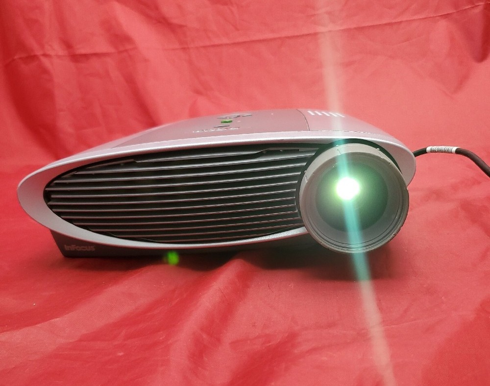 InFocus Projector Model LP500