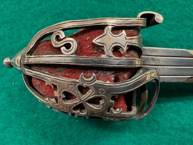 QUALITY SCOTTISH STERLING SILVER BASKET HILT SWORD LETTER OPENER, 1902-3 (792)