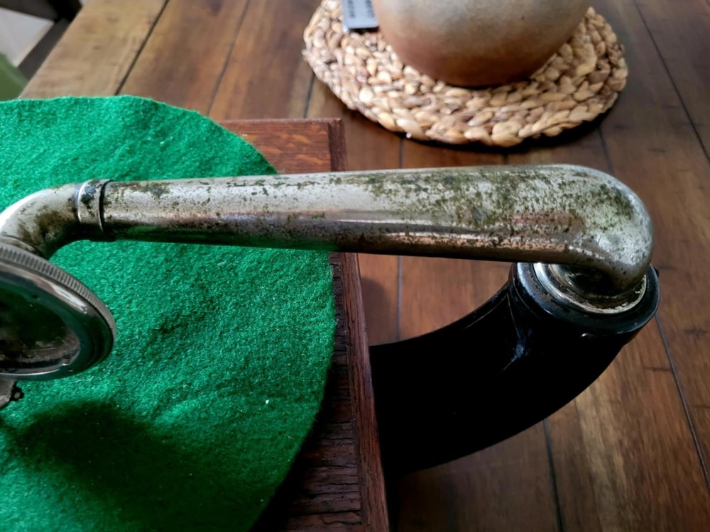 Antique c. 1910 Harmony Talking Machine Model 12 Phonograph Gramophone