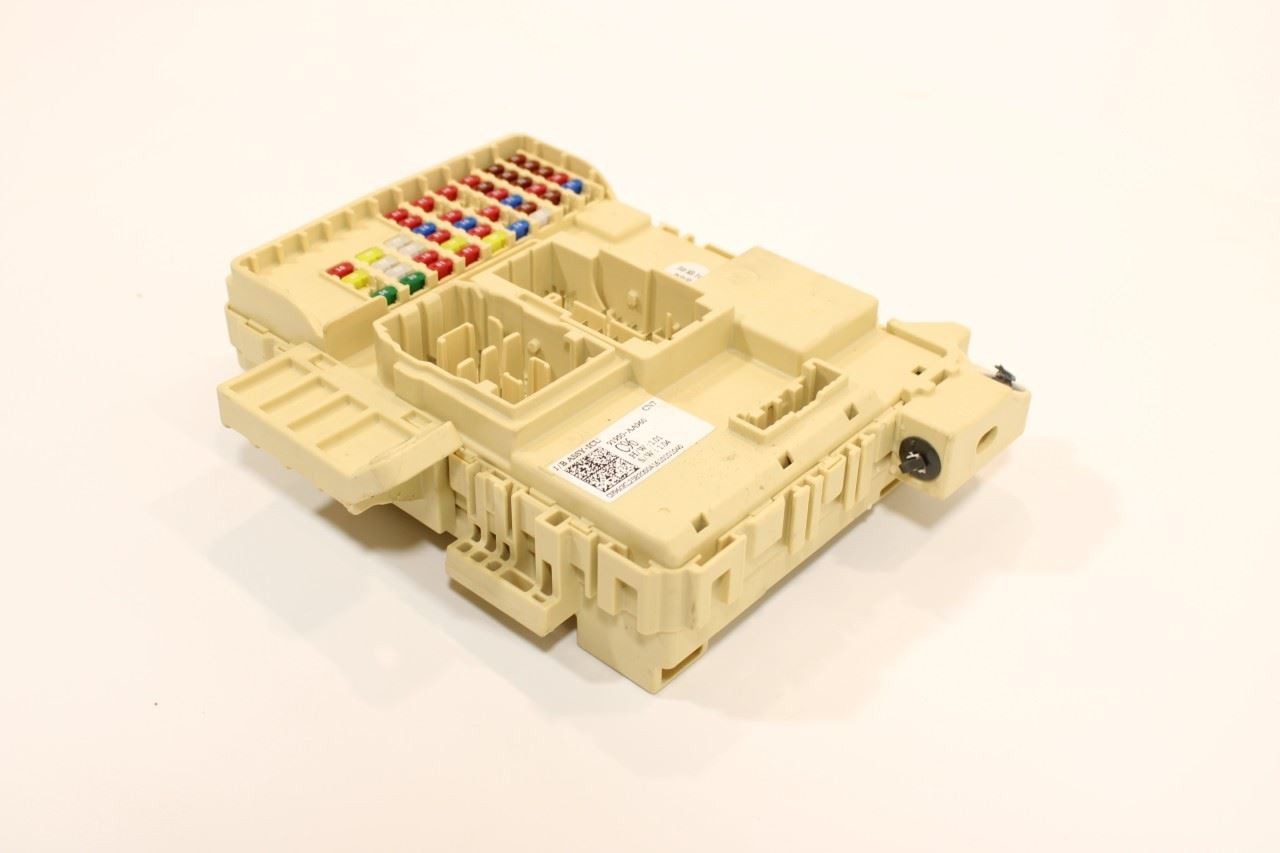 2021-2023 HYUNDAI ELANTRA CABIN FUSE RELAY JUNCTION BOX MODULE 91950-AA960 OEM