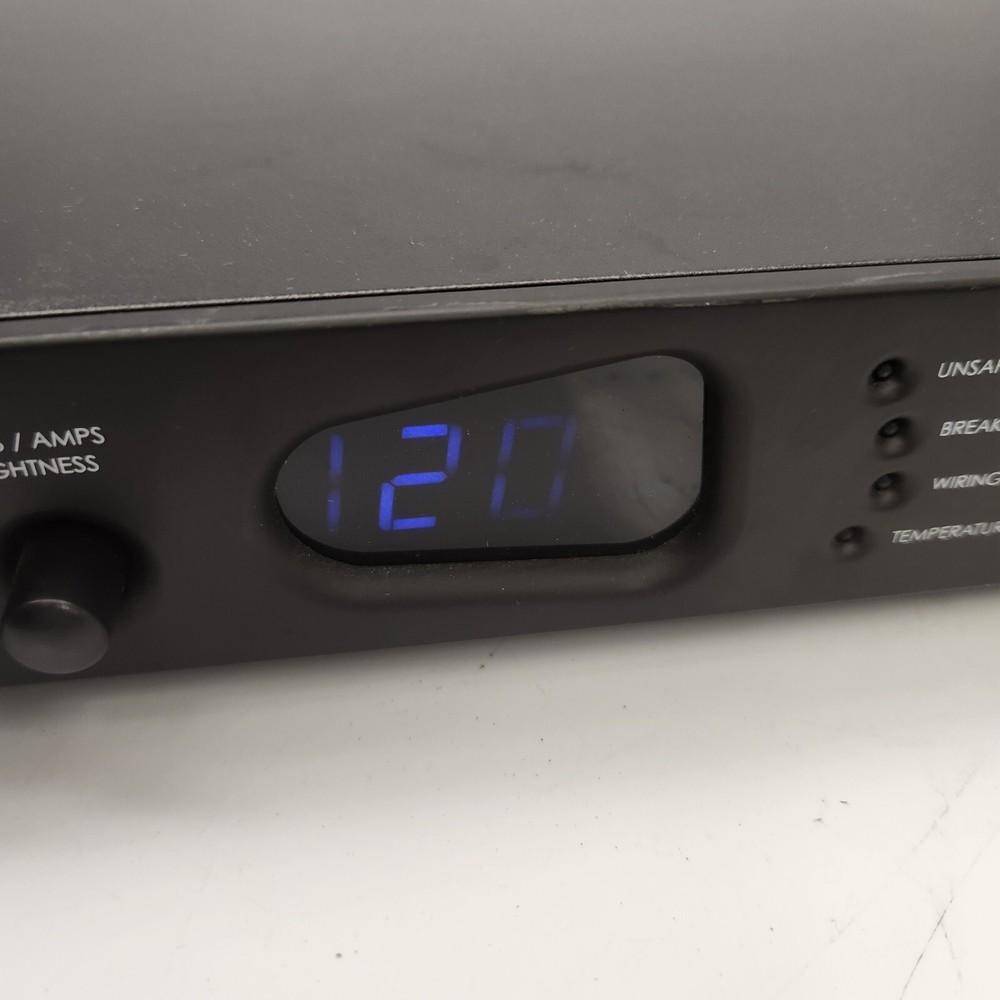 Panamax M4315-Pro 8-Outlet Rack Mount PDU Power Conditioner *Powers On, Untested
