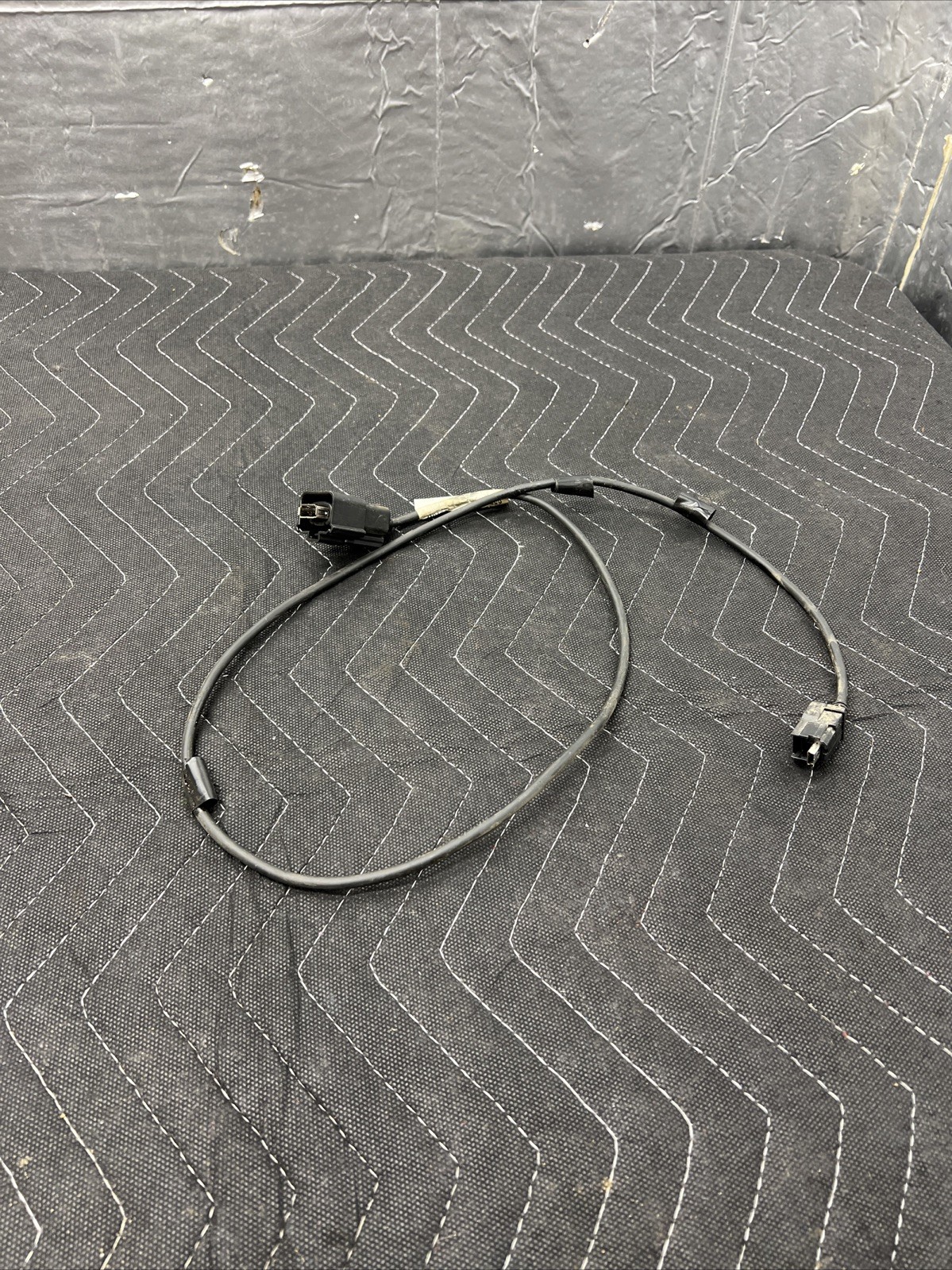 11-16 Ford F250 F350 Sync Usb Cable Audio Connector OEM 9C3T-14D202-Ad