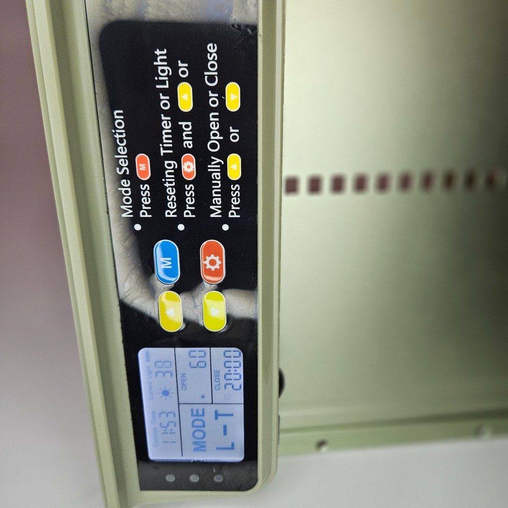 Ibkinxx Automatic Solar Powered Chicken Coop Door 4 Modes, Timer & Light Sensor