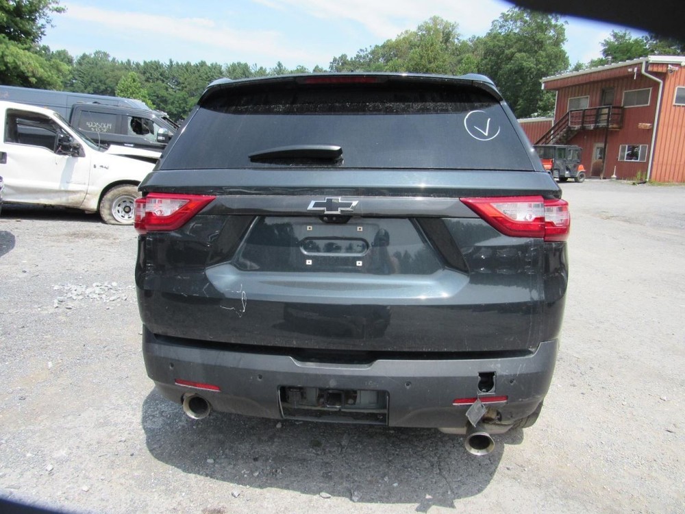 TRAVERSE 2021 Glove Box 1070049