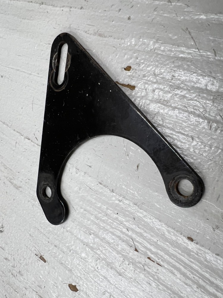 Genuine Harley Davidson FLHT Rear Exhaust Pipe Clamp Mount Bracket