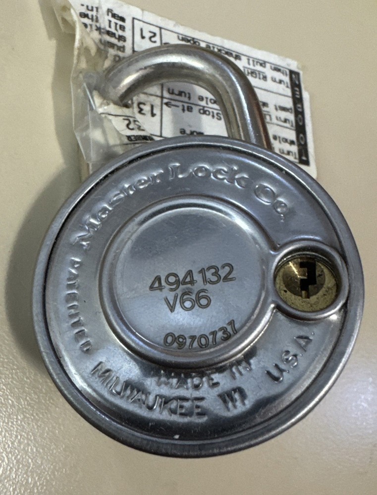 Master Lock Combination Padlock ~ School Gym Work Lockers WORKING with combo tag