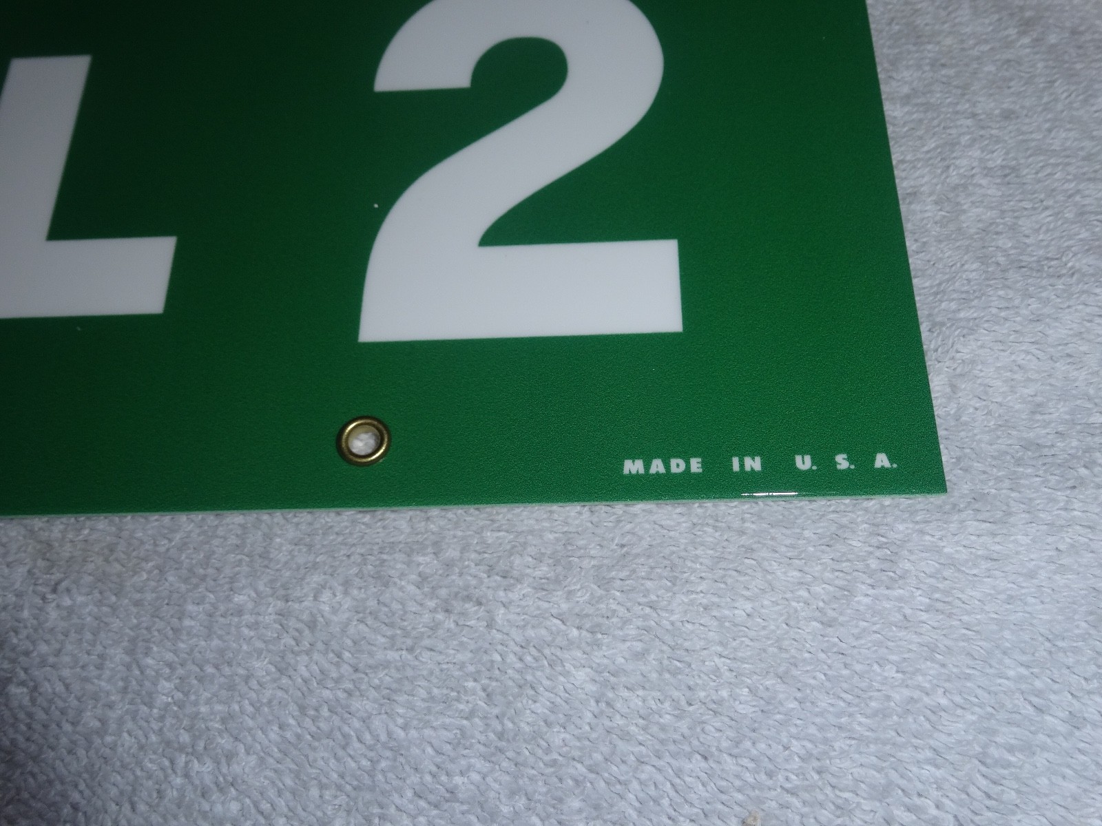 VINTAGE TEXACO DIESEL FUEL 2 GREEN SPRAYER 18" PORCELAIN METAL GASOLINE OIL SIGN