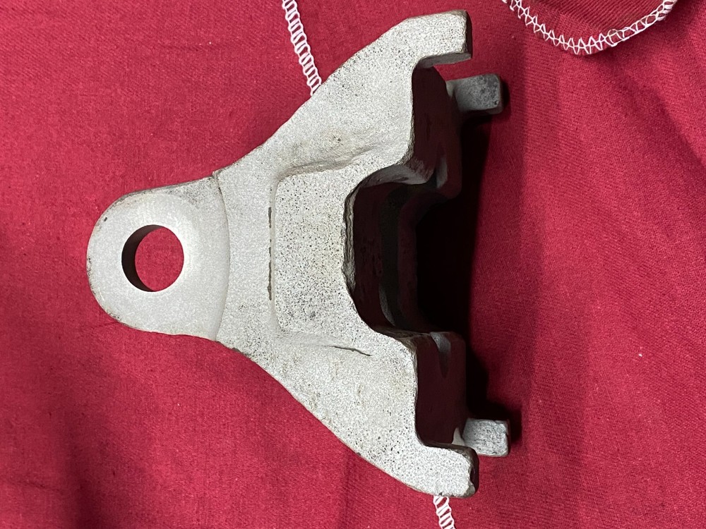 Peterbilt Suspension Spring Hanger, mount, support, bracket -G11-6000 U BOLT