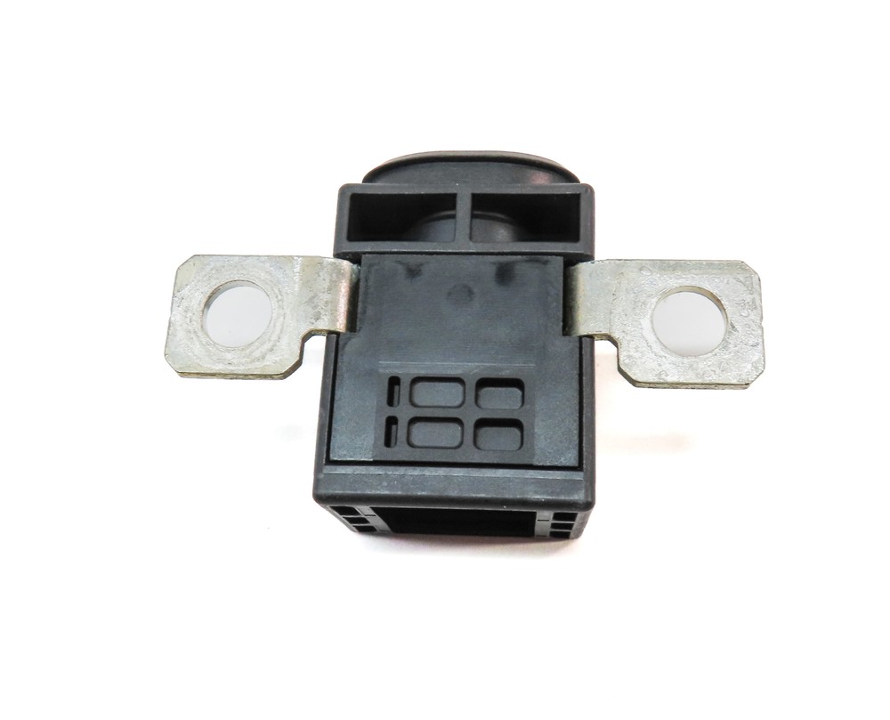 2010 AUDI S5 (B8 8T) 4.2L (CAUA) ENGINE BATTERY OVERLOAD SWITCH MODULE