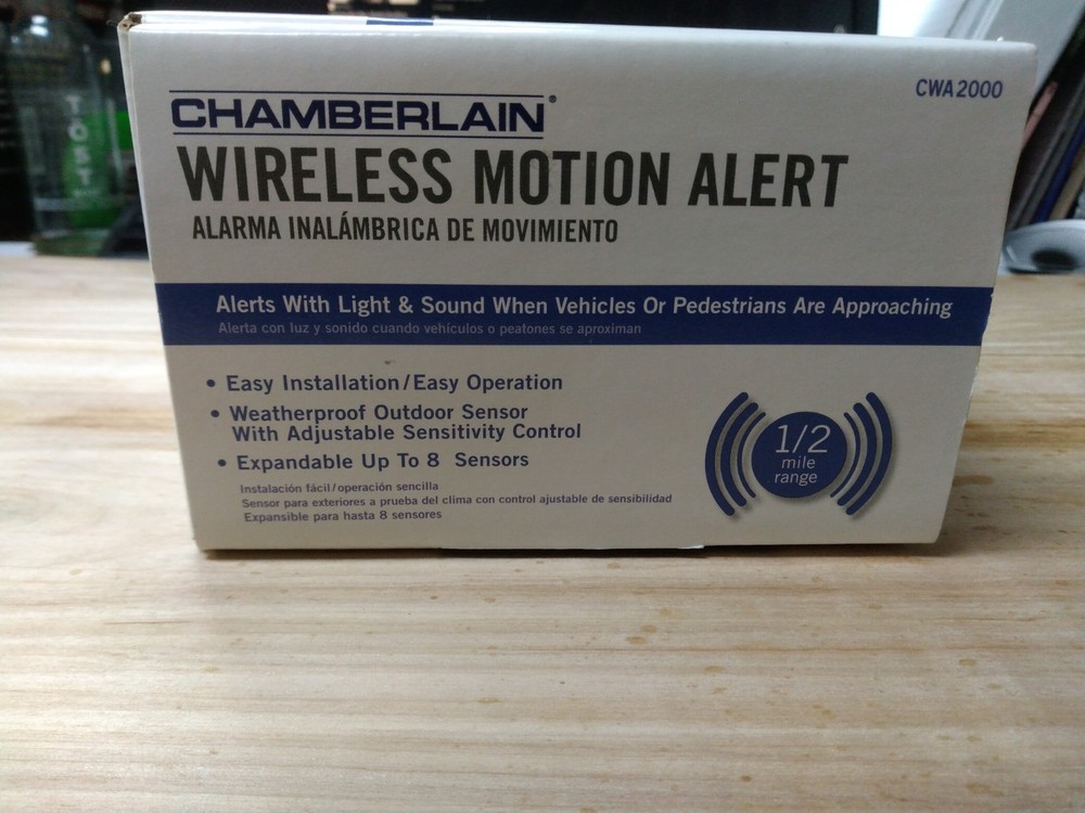NEW Chamberlain CWA2000 Outdoor Wireless Motion Alert Sensor