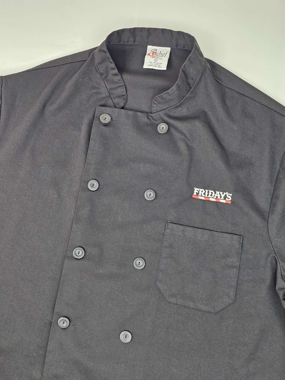 Pinnacle Chef Trends Double Breasted Black Cook Jacket Size L, Fridays Logo EUC