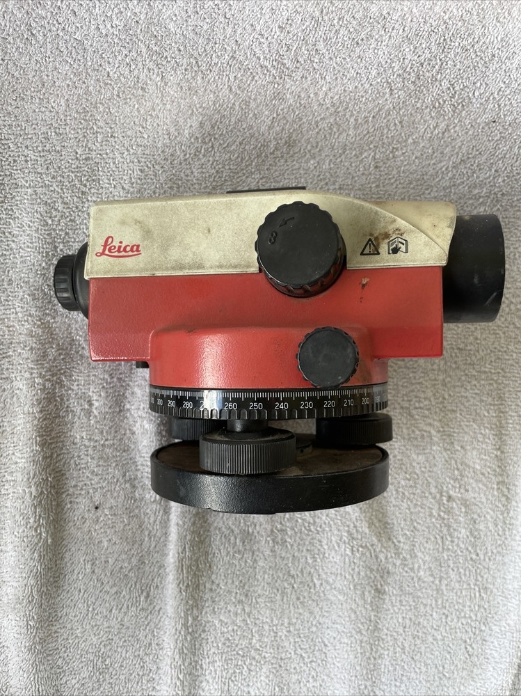 Leica basic level red/ white (D2)