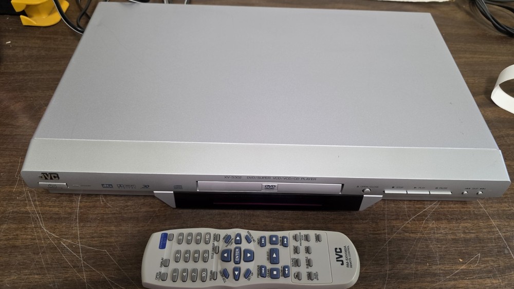 JVC XV-S302 DVD/Super VCD/VCD/CD Player