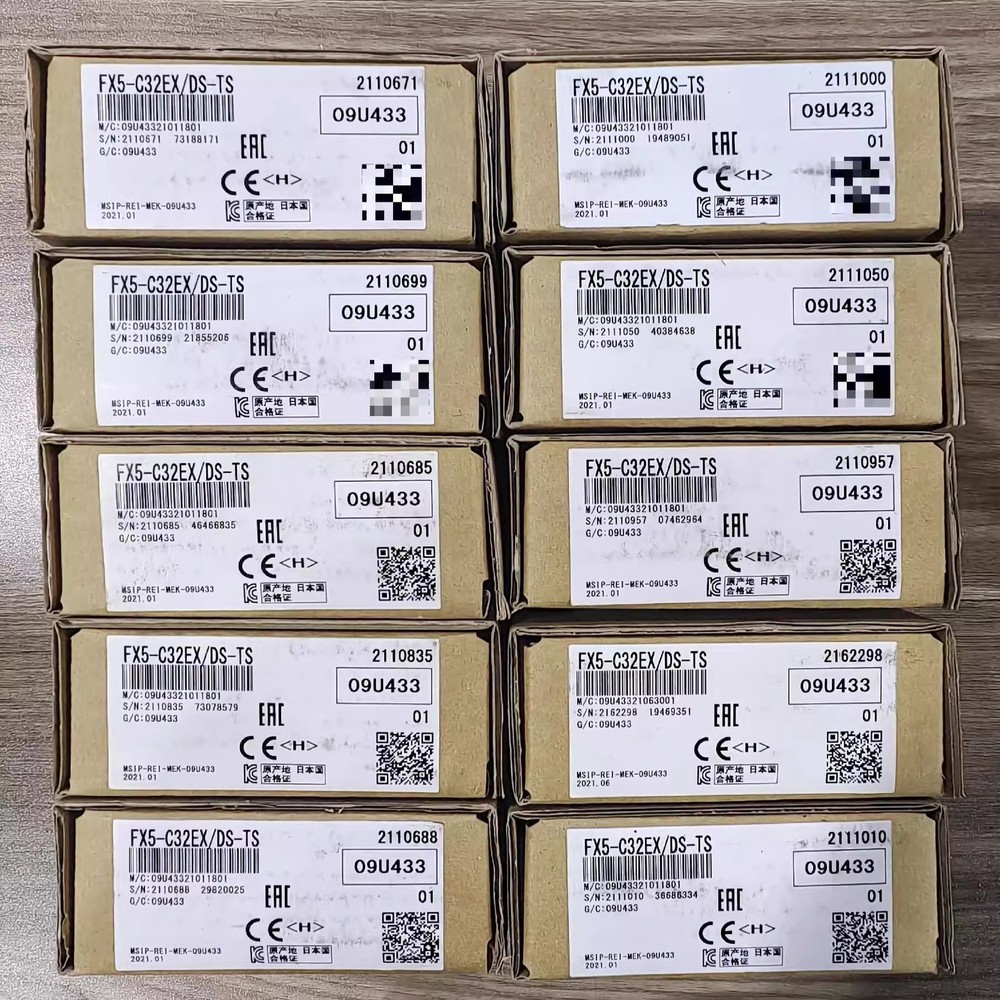 1pcs Mitsubishi PLC FX5 Extension Module FX5-C32EX/DS-TS