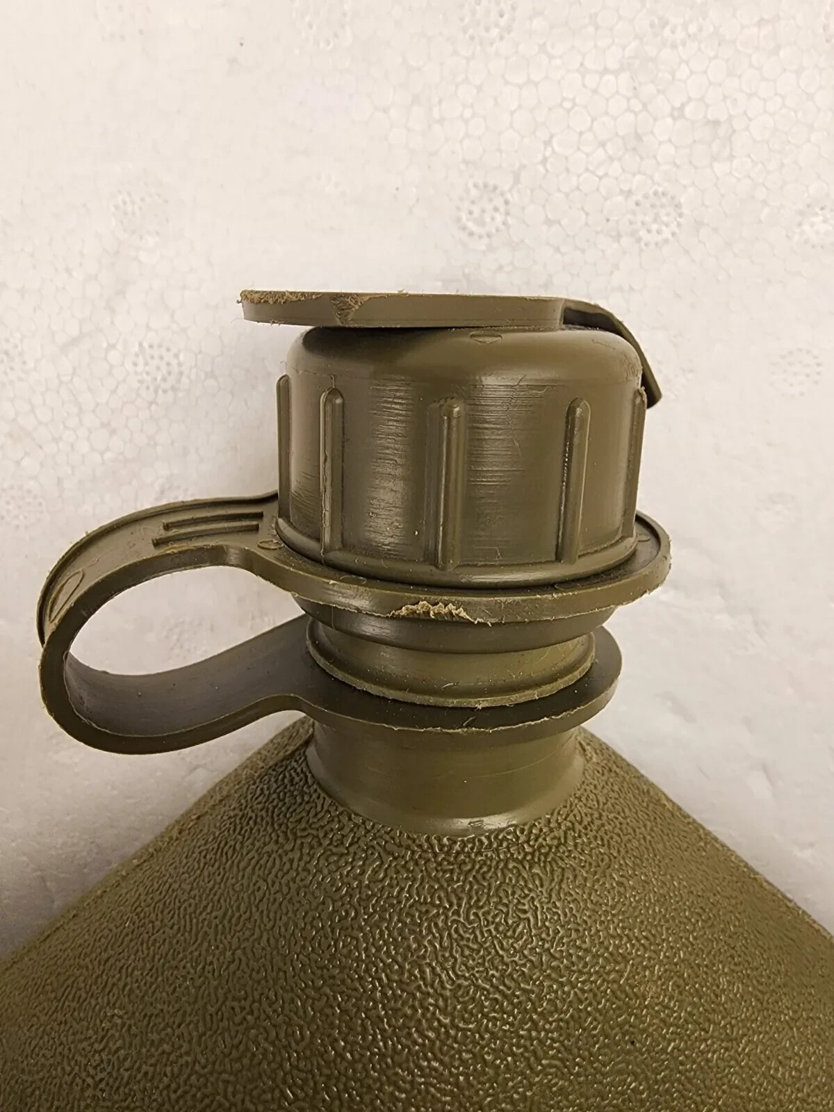 US Military 1 Quart Canteen Hard Plastic w/ NBC Cap OD Green 1QT Army G / VGC