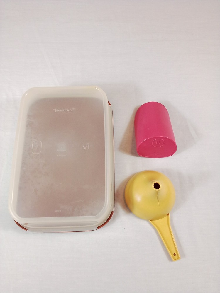 Tupperware Variety Funnel/Scoop/Bowl