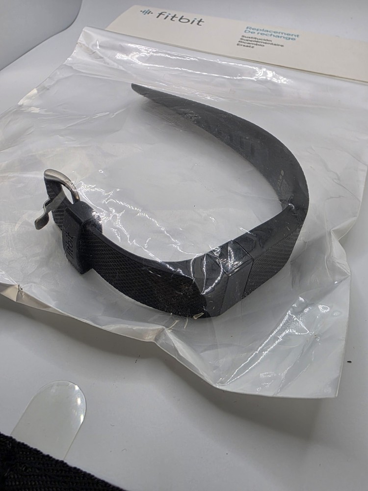 Fitbit Charge HR Replacement Tracker Unit Black OEM Replacement Sealed