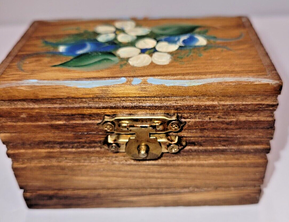 3.5" x 2" Count Your Blessing Wood Hinged Box With Rolled Scroll List Blessings