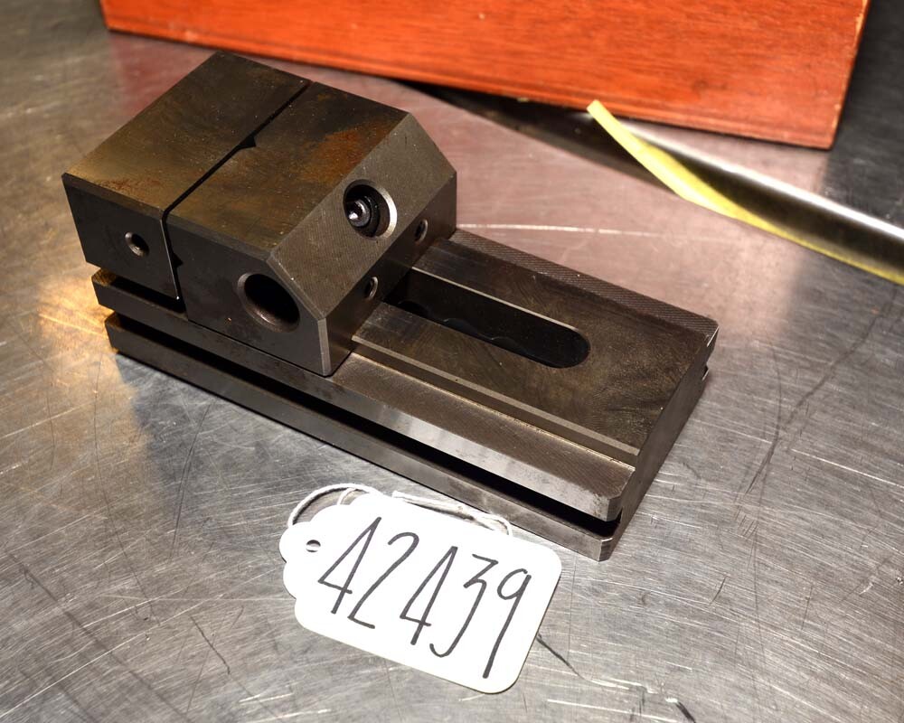 Japan Automatic Machine Co. Precision Vise (Inv.42439)