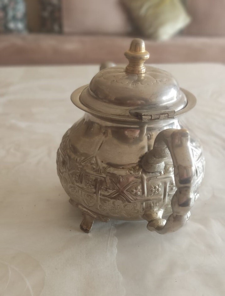 Vintage Moroccan Teapot | Elegant Tea Serving for Moroccan Mint Tea - Medium