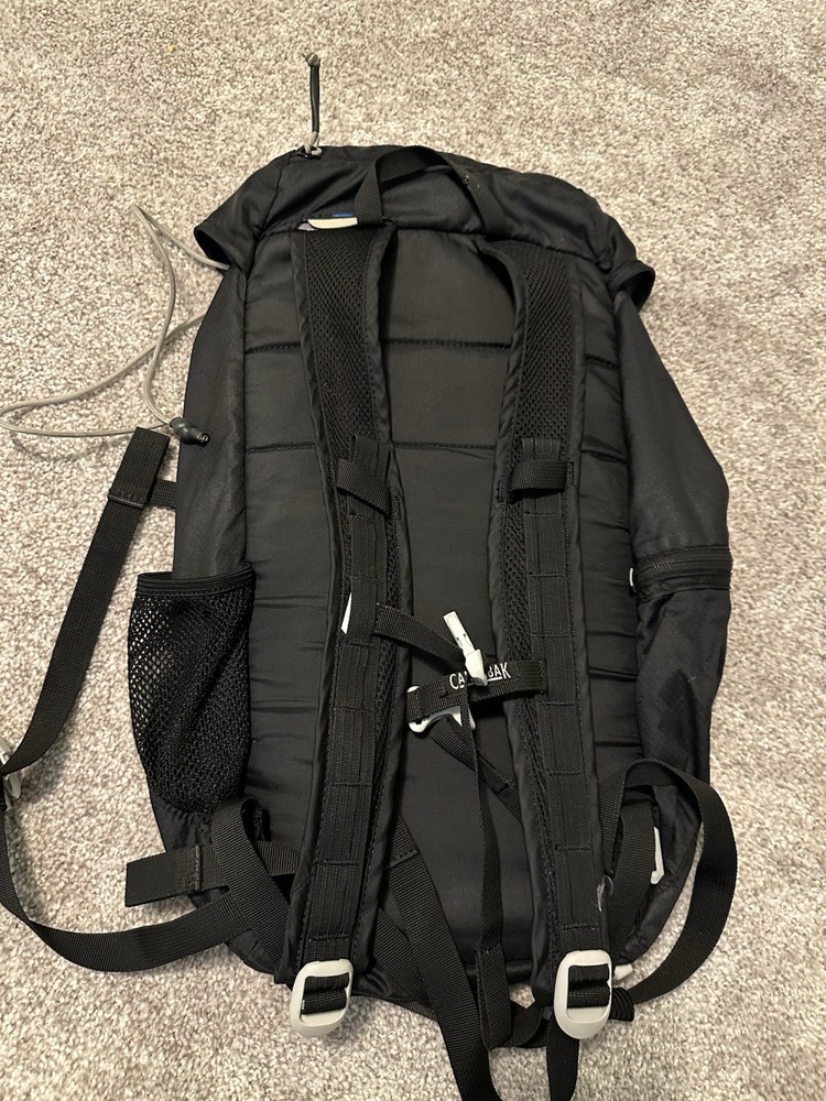 ARETE 22 Camelbak Lightweight Hiking Backpack Hydration Compatible No Bladder