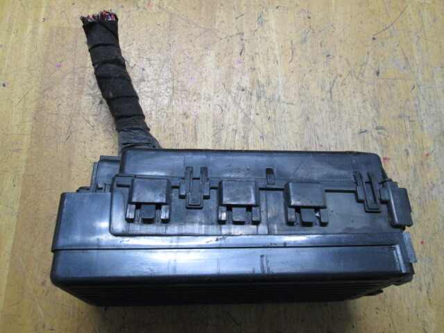 2006 international CF500 engine fuse box OEM