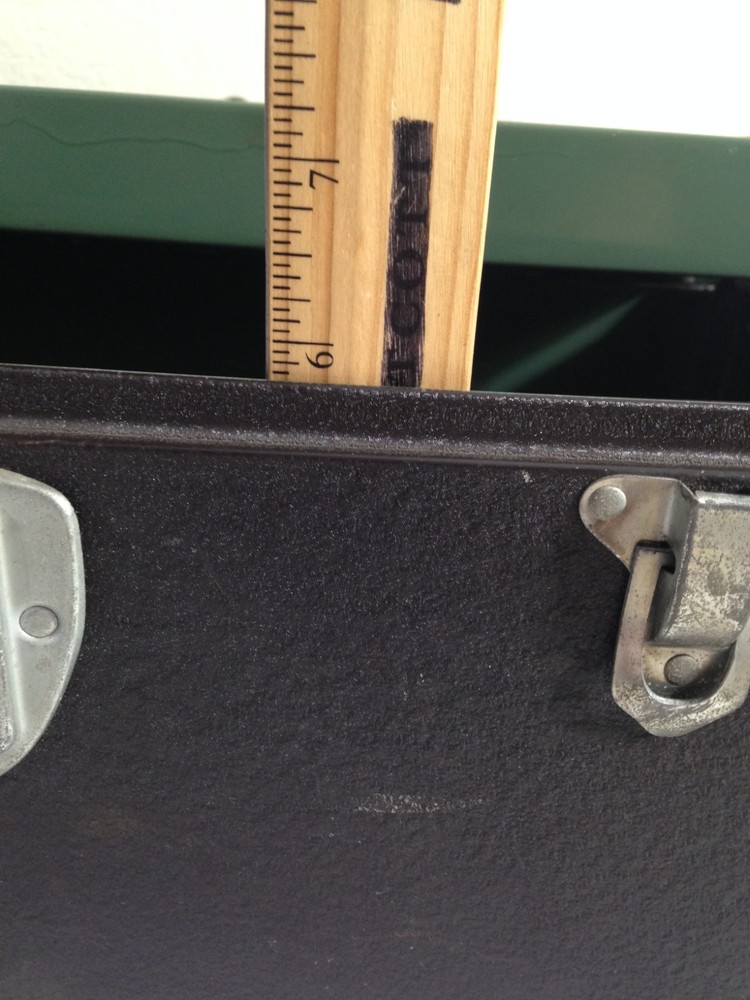 Vtg General Purpose triple Latch Tool Box medium unique size hammered gray brown