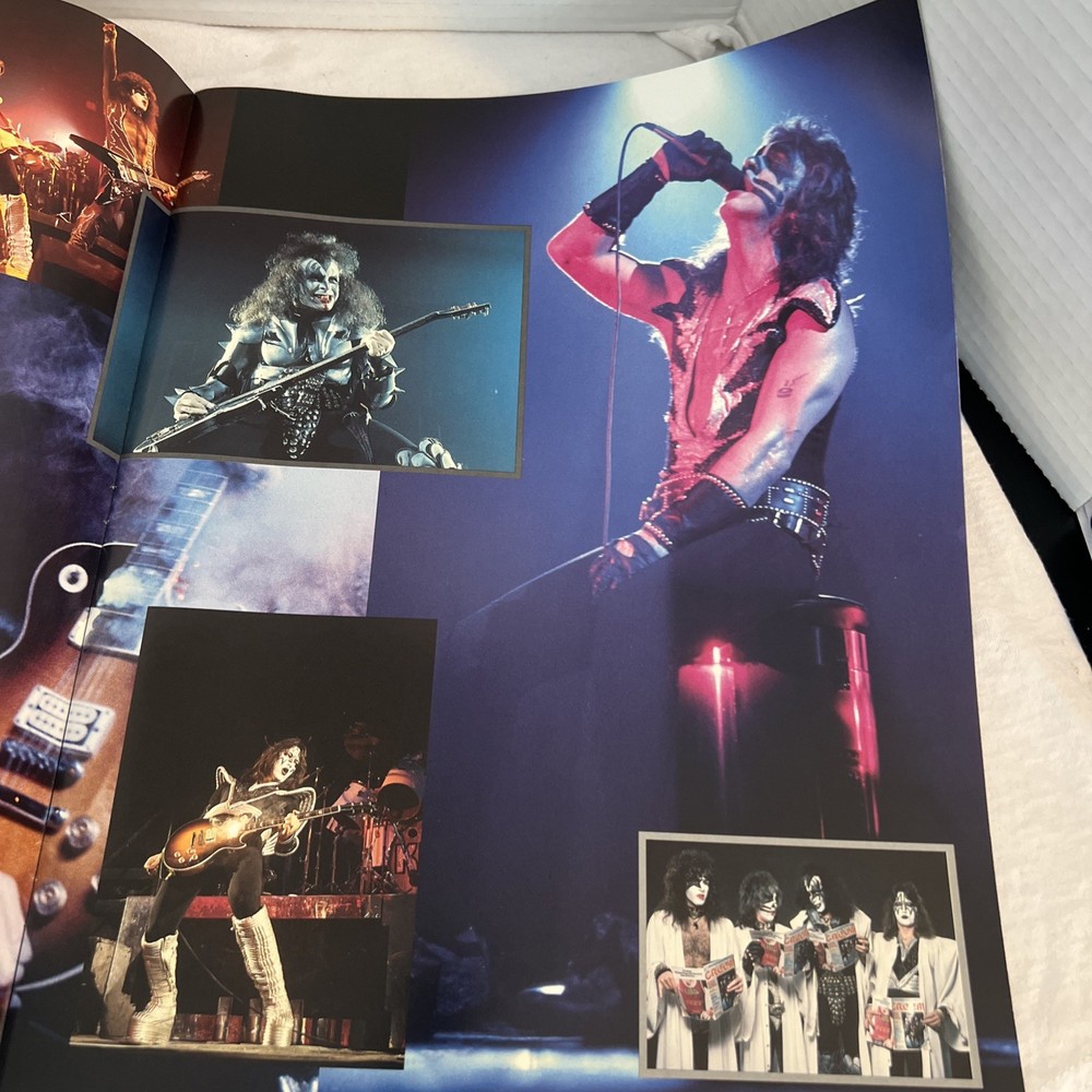KISS -Alive/Worldwide 1996-97 Black Concert Program Tour Booklet