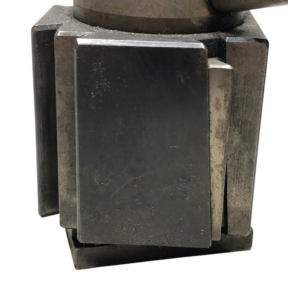 Aloris DA Quick Change Tool Post w/ Boring Bar Holder & 4 Tool Holders