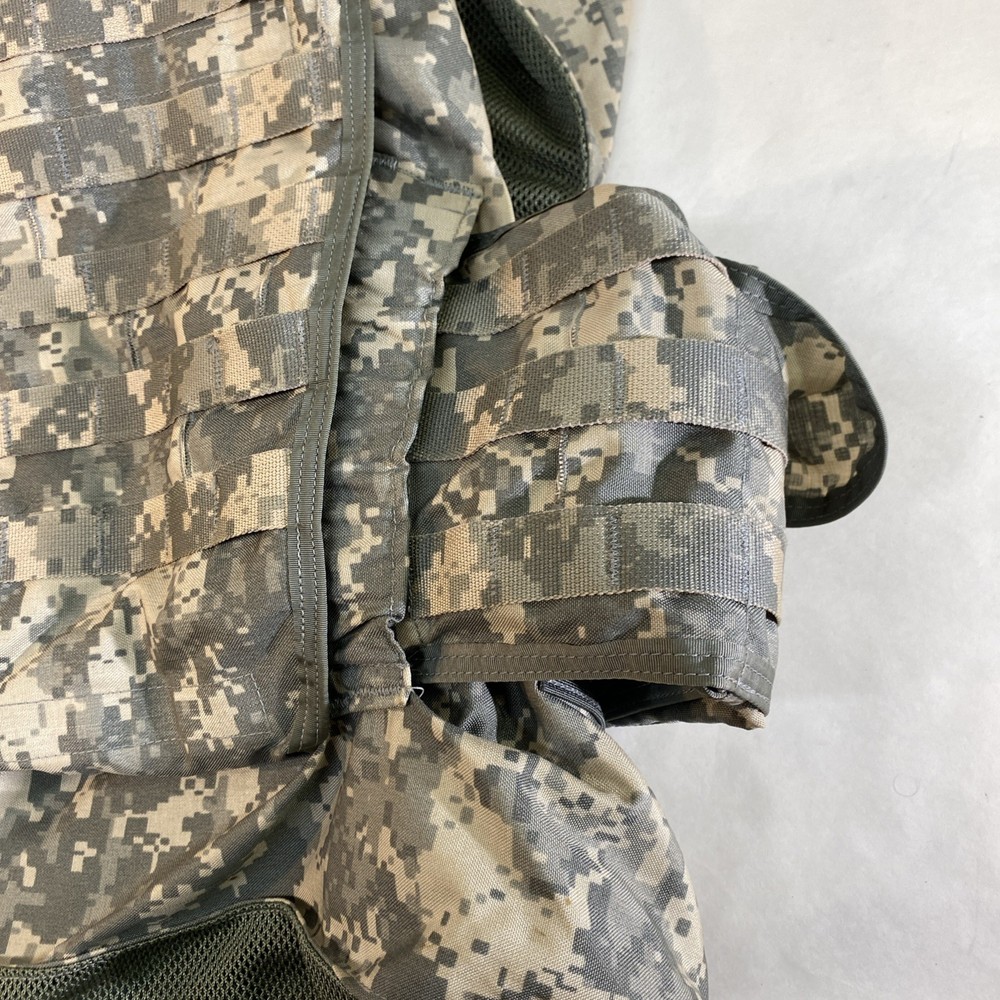 Improved Outer Tactical Vest no inserts Size 3XL NSN: 8470-01-551-7713